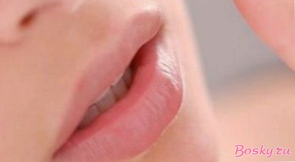 Красивые губы требуют тщательный уход